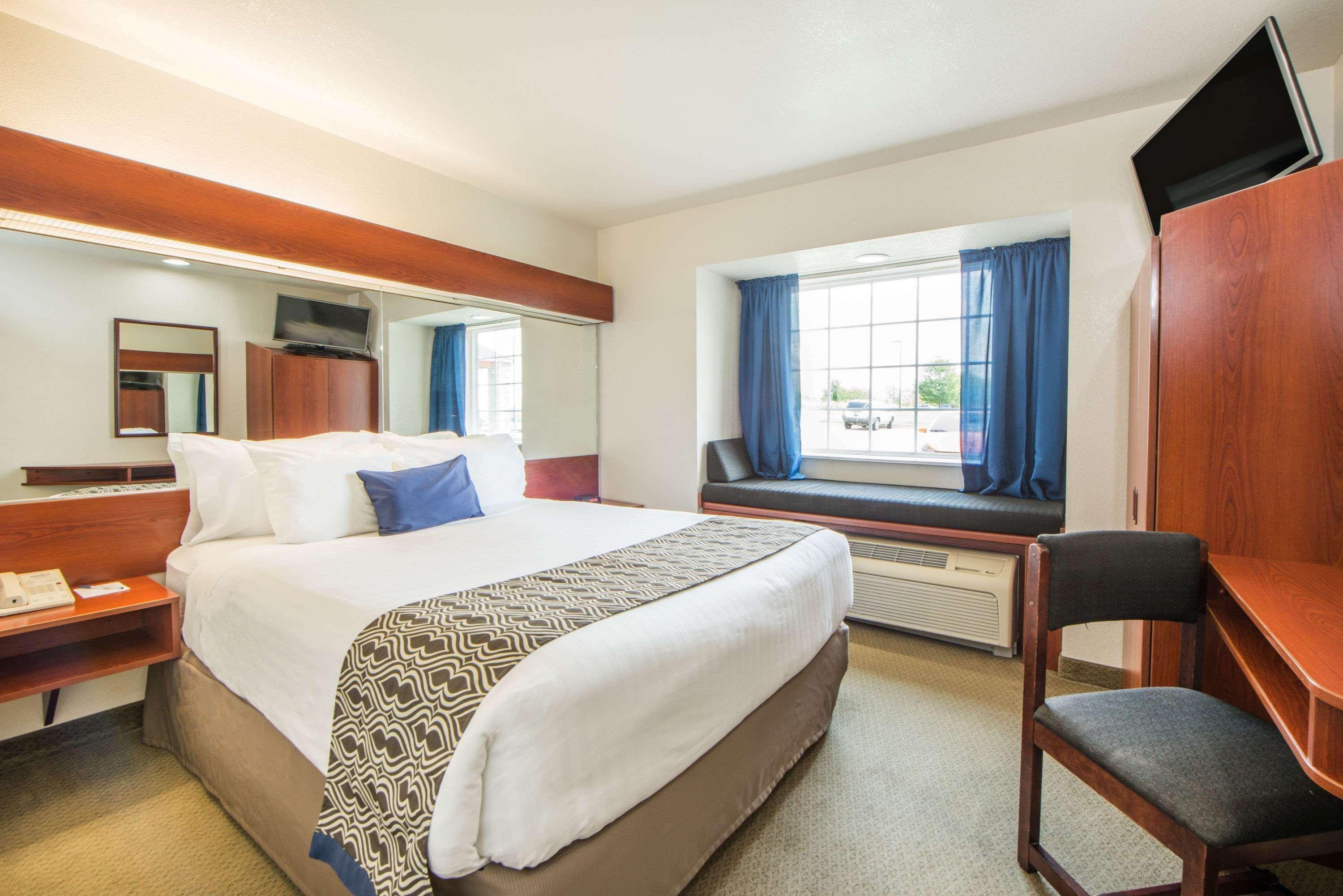 Microtel Inn And Suites By Wyndham Miami Ok Екстер'єр фото